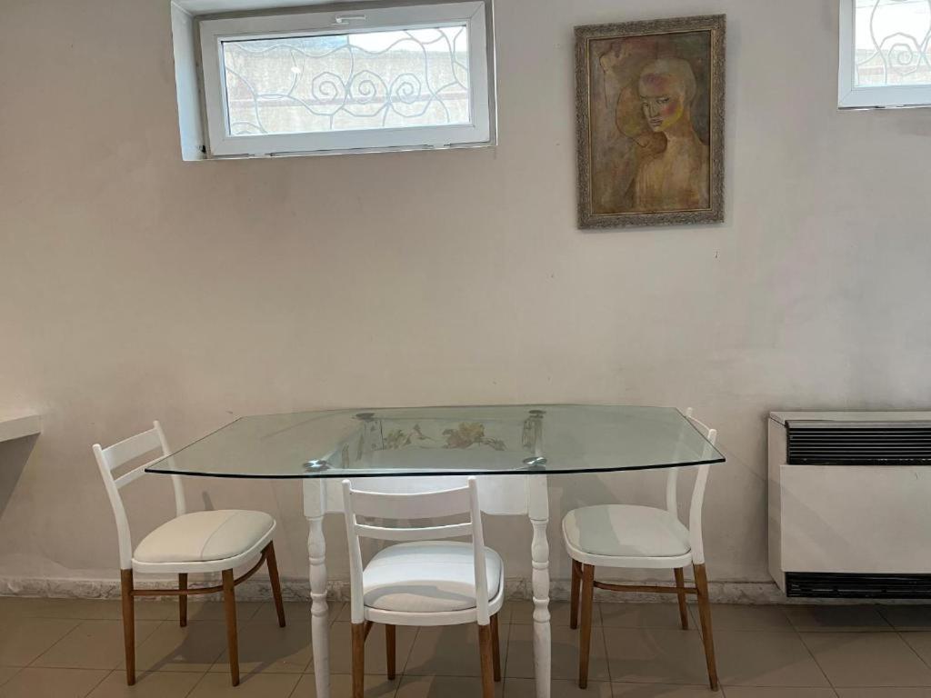 Guest House One Two Three Tbilisi ภายนอก รูปภาพ